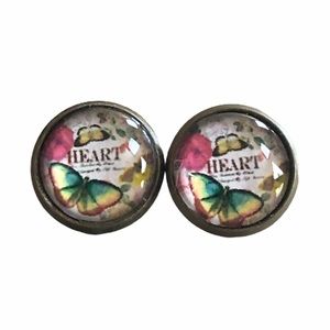 3 for 15🎀bronze tone butterfly picture earrings